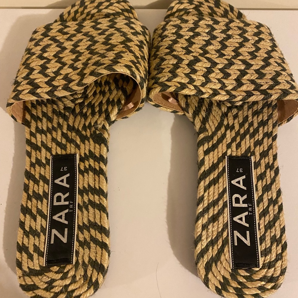 Zara tan and black straw slide on sandals